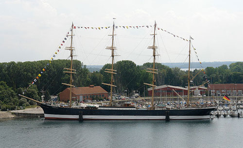 The museum ship Passat as seen from the old lighthouse. © Jürgen Howaldt, Creative Commons Share-alike License